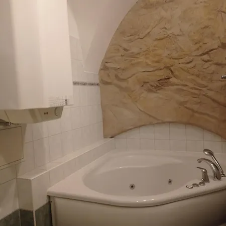 Slos * Banská Bystrica