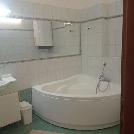 Slos * Banská Bystrica