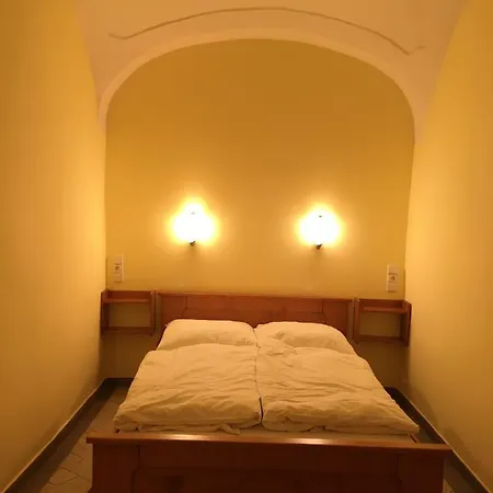Slos * Bańska Bystrzyca